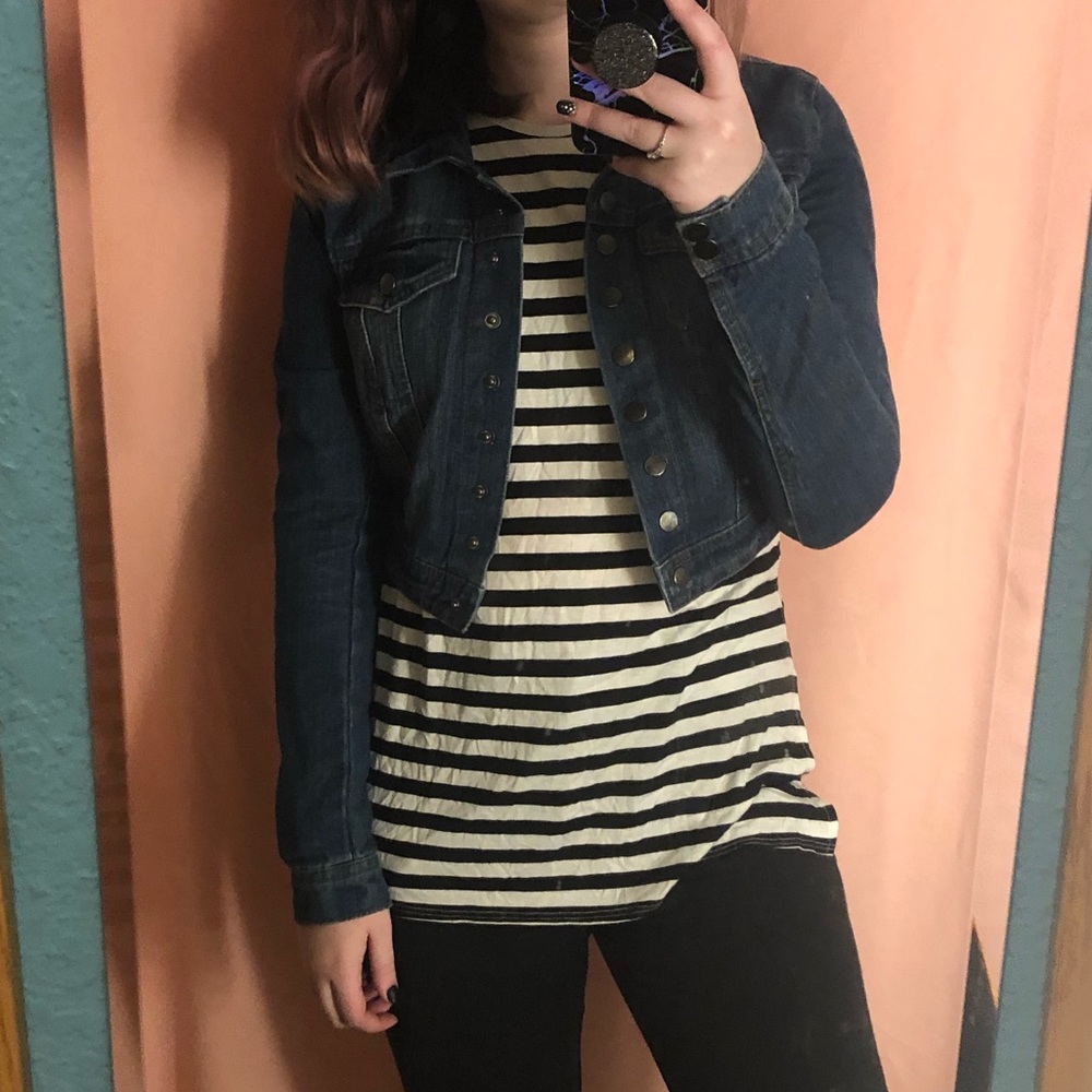 Basic cropped denim jacket